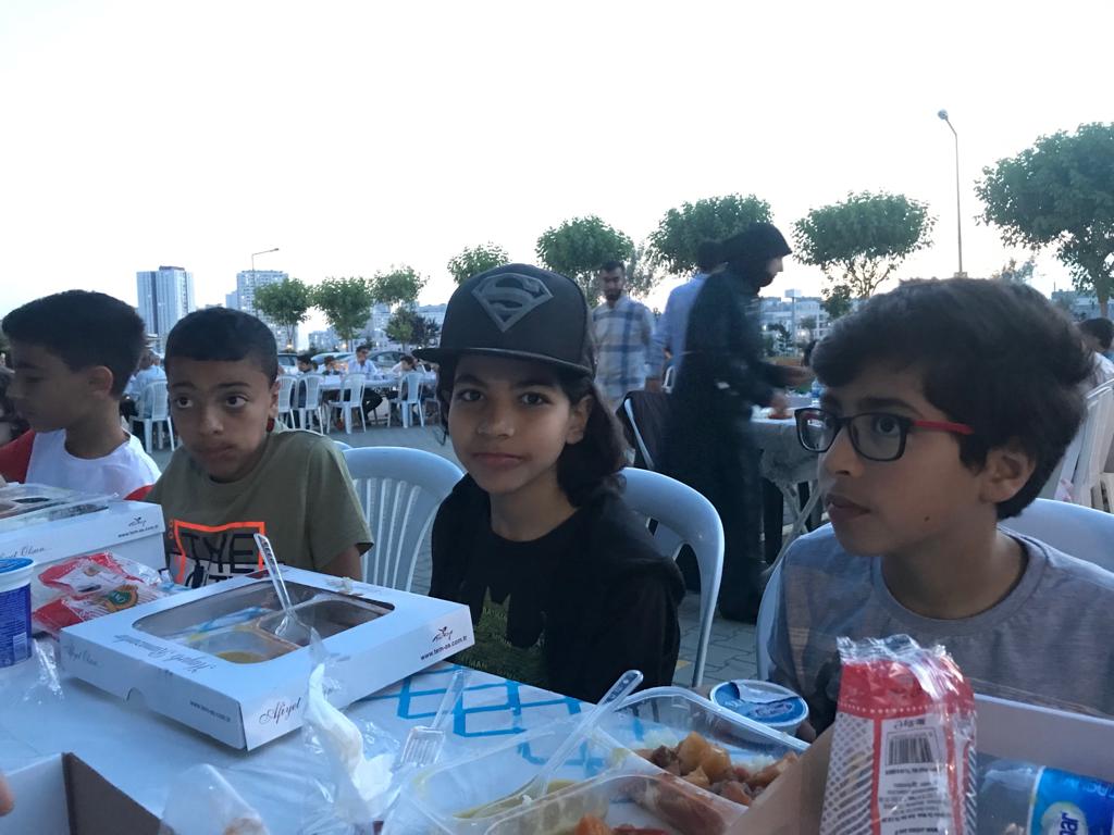 22 ülkeyi buluşturan iftar